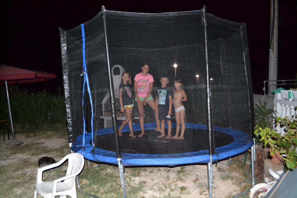 Apartmani Jenny I Tania Lopar Dış mekan fotoğraf
