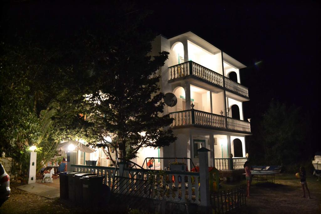 Apartmani Jenny I Tania Lopar Dış mekan fotoğraf