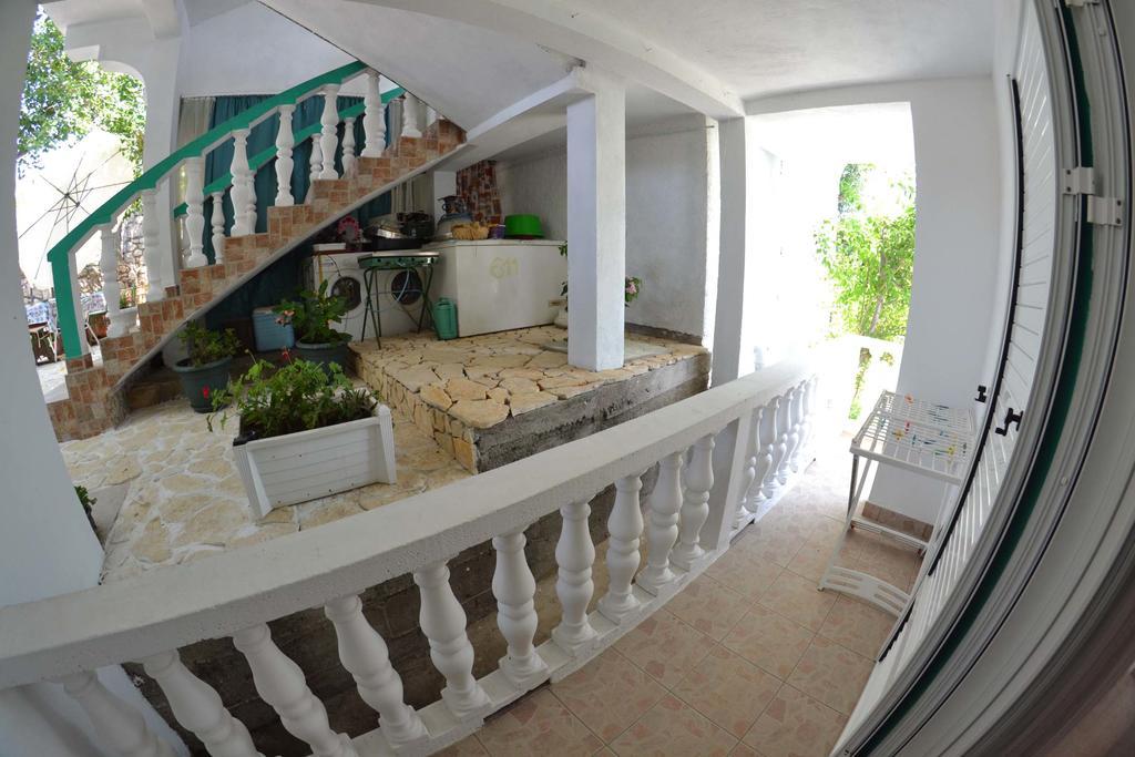Apartmani Jenny I Tania Lopar Dış mekan fotoğraf