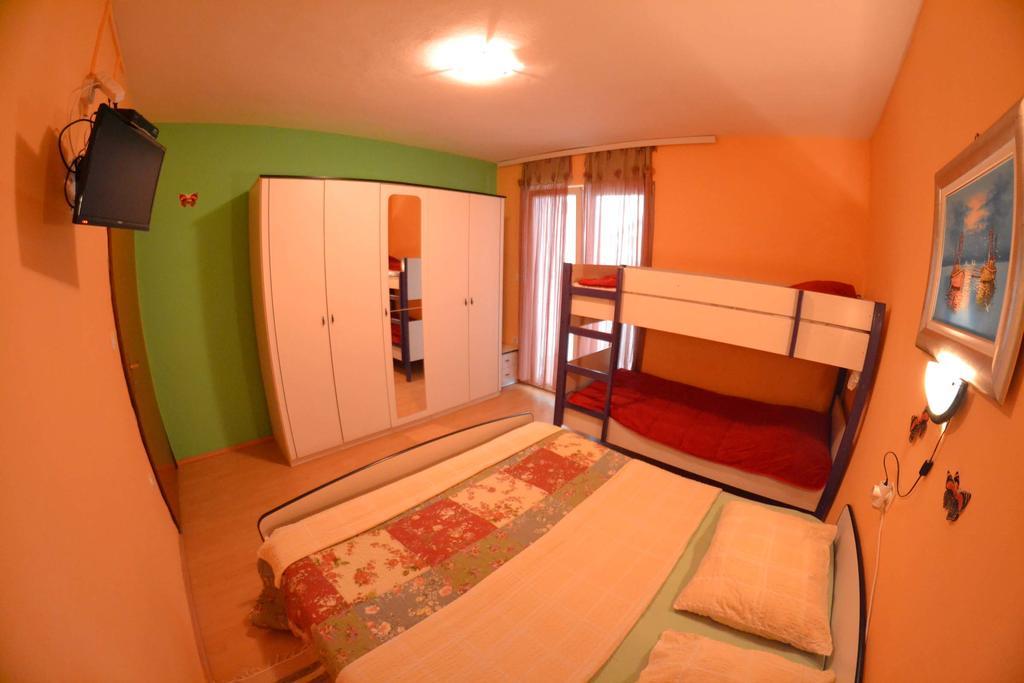Apartmani Jenny I Tania Lopar Dış mekan fotoğraf