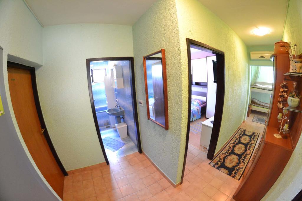 Apartmani Jenny I Tania Lopar Dış mekan fotoğraf