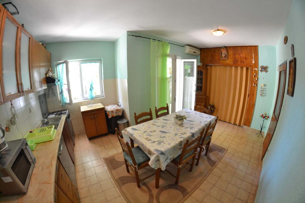 Apartmani Jenny I Tania Lopar Dış mekan fotoğraf