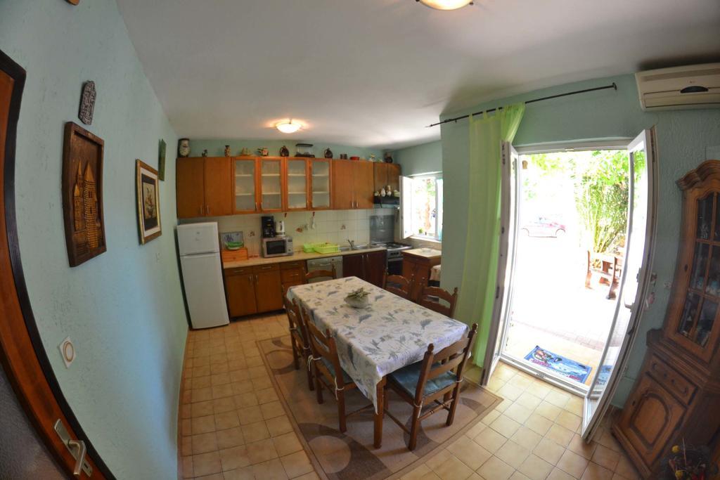 Apartmani Jenny I Tania Lopar Dış mekan fotoğraf