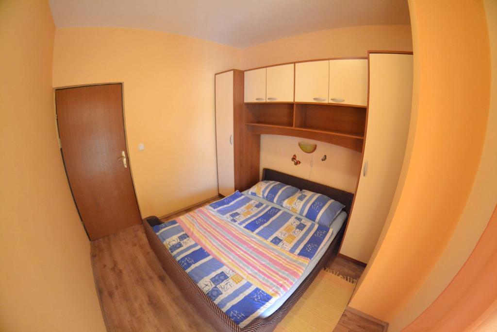 Apartmani Jenny I Tania Lopar Dış mekan fotoğraf