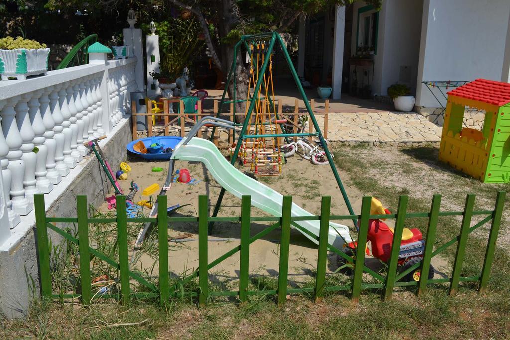 Apartmani Jenny I Tania Lopar Dış mekan fotoğraf