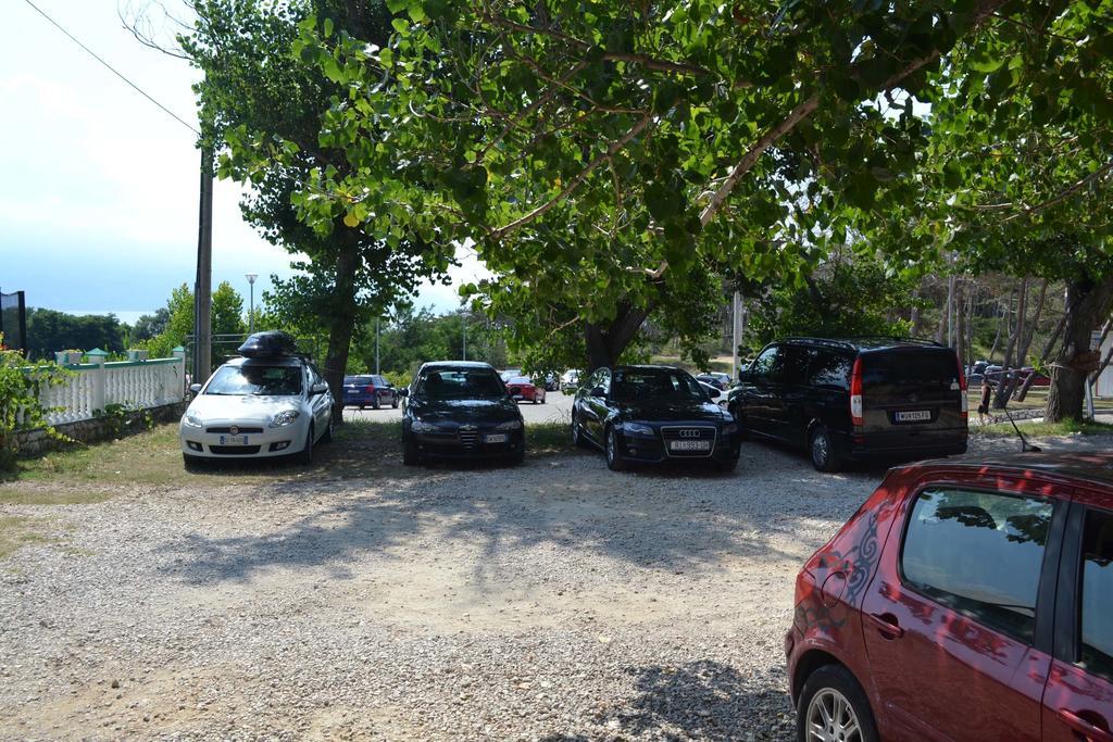 Apartmani Jenny I Tania Lopar Dış mekan fotoğraf